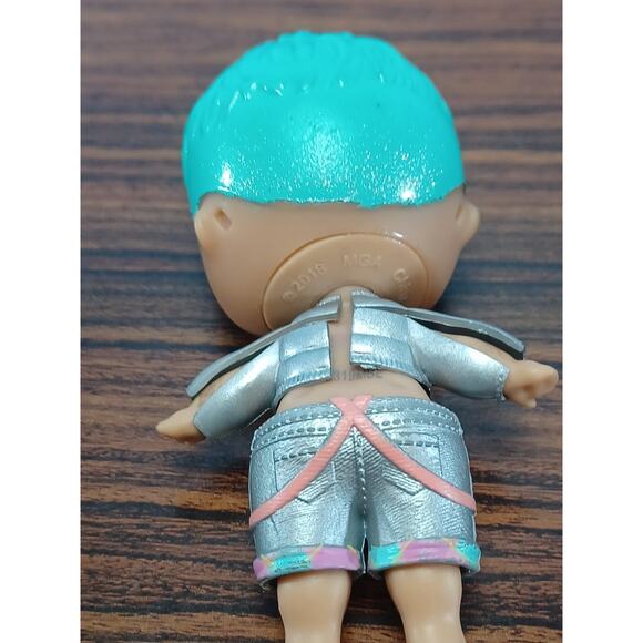 Toy L O L Mini Figurines Girls Boys Baby Random Lot Of 14 - Picture 7 of 10